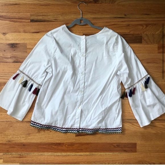 Beautiful White bell sleeve multicolor tassel blouse women’s Sz M summer top - Picture 2 of 5